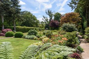 Photo 16- click for photo gallery